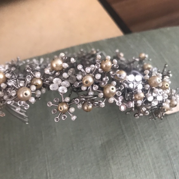 Wow can’t get over this gorgeous tiara vintage for sale - Picture 6 of 7